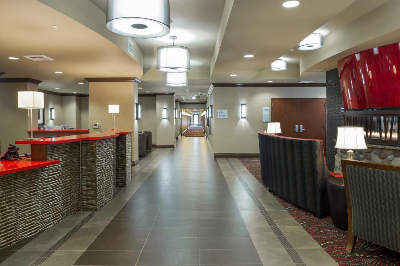 | Holiday Inn Express Redwood National Park, an IHG Hotel
