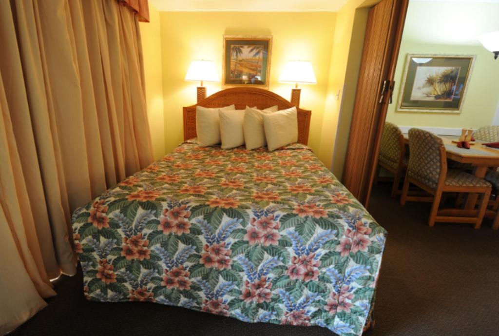  | Getaways at Destin Holiday Beach Resort