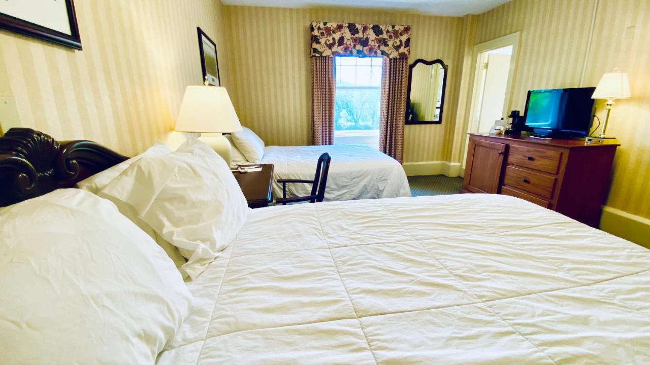 Standard Double Room at The Shawnee Inn and Golf Resort