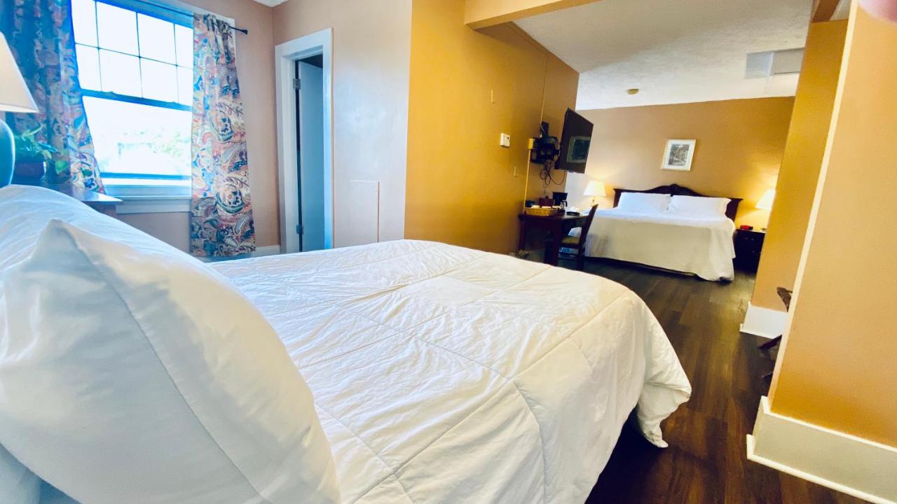 Suite with One King and One Queen Bed at The Shawnee Inn and Golf Resort