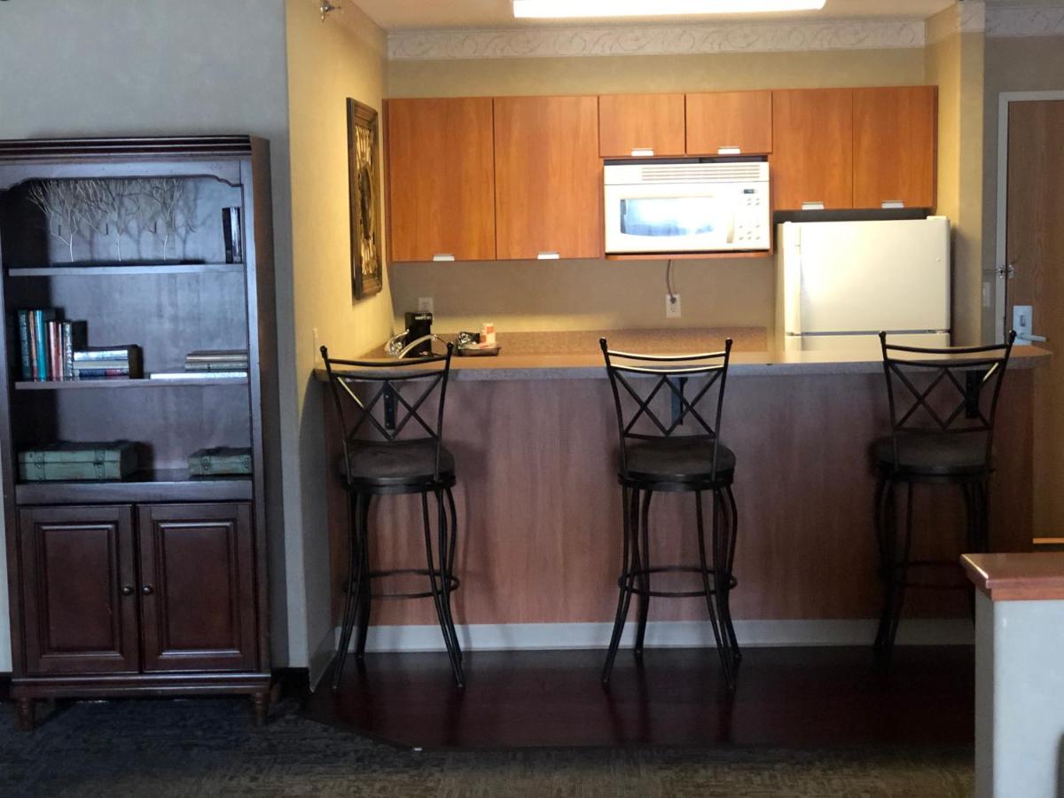 King Suite with Spa Bath and Fireplace - Non-Smoking at Sleep Inn & Suites Conference Center and Water Park