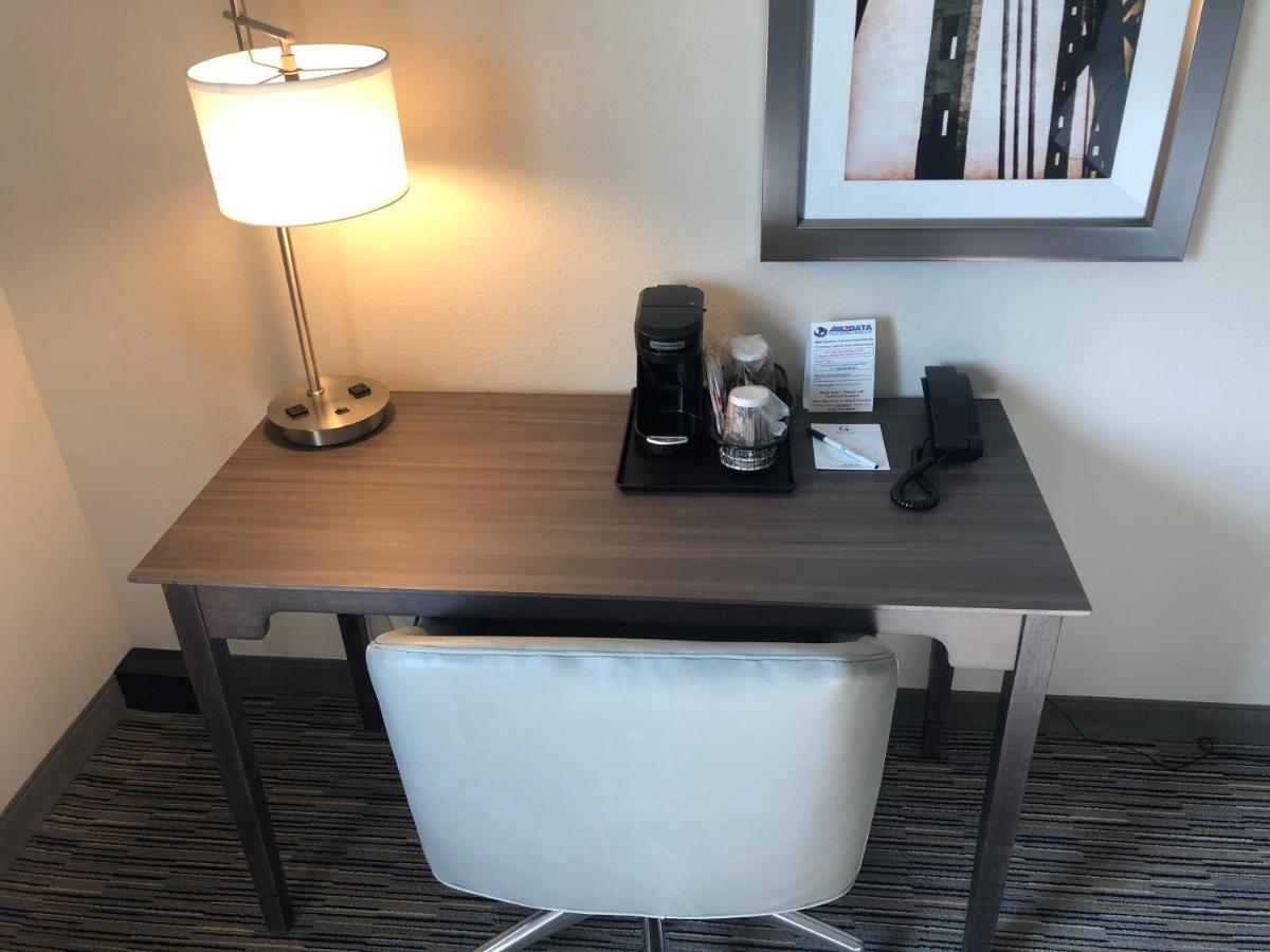 King Room at GrandStay Hotel & Suites Rock Valley