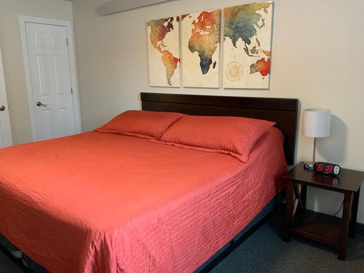 Deluxe Suite at Rockerville Lodge & Cabins