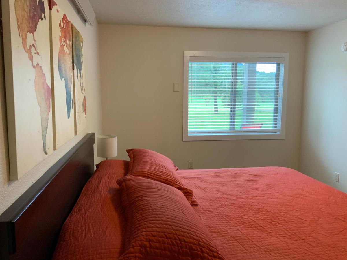 Deluxe Suite at Rockerville Lodge & Cabins