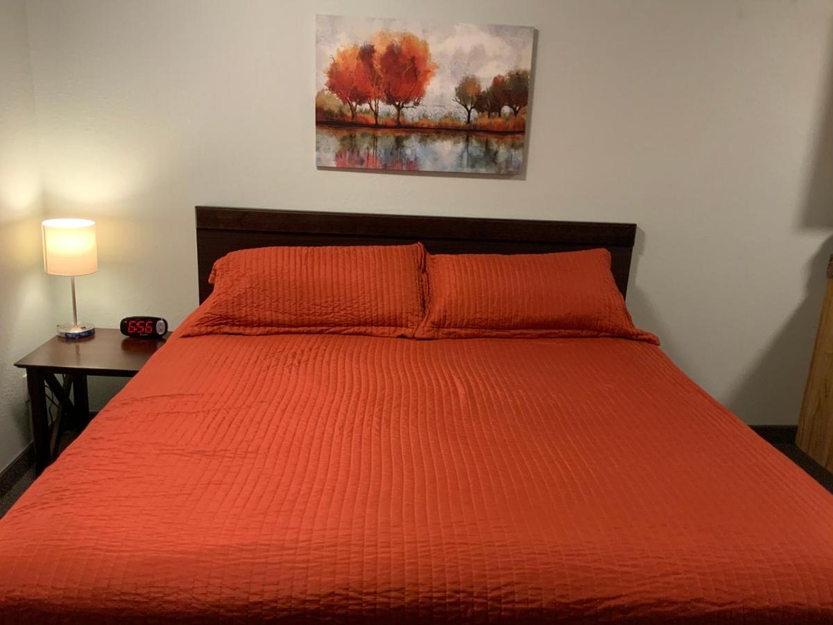 King Studio with Sofa Bed at Rockerville Lodge & Cabins
