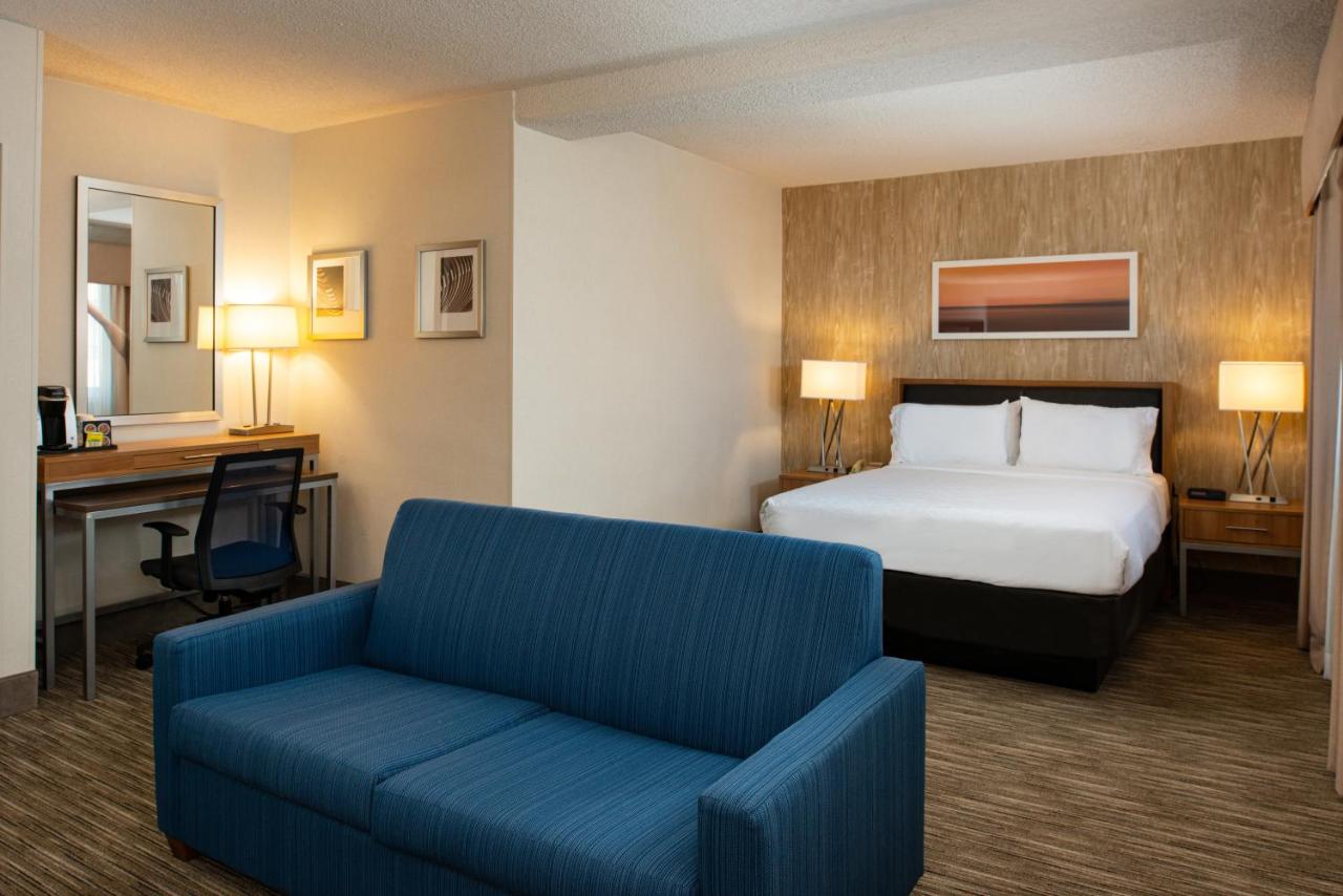 King Junior Suite at Holiday Inn Express San Francisco Airport South by IHG