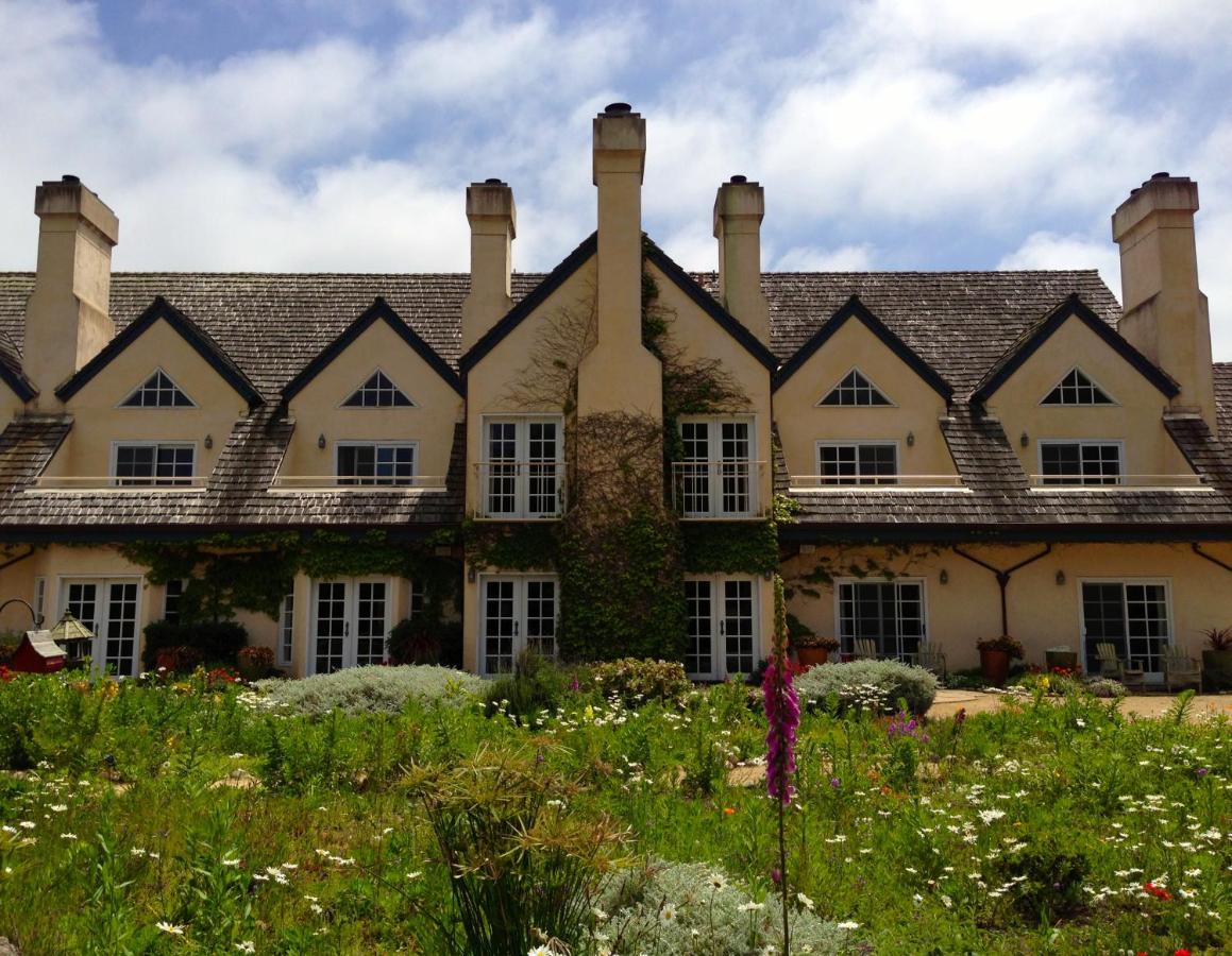 | Seal Cove Inn