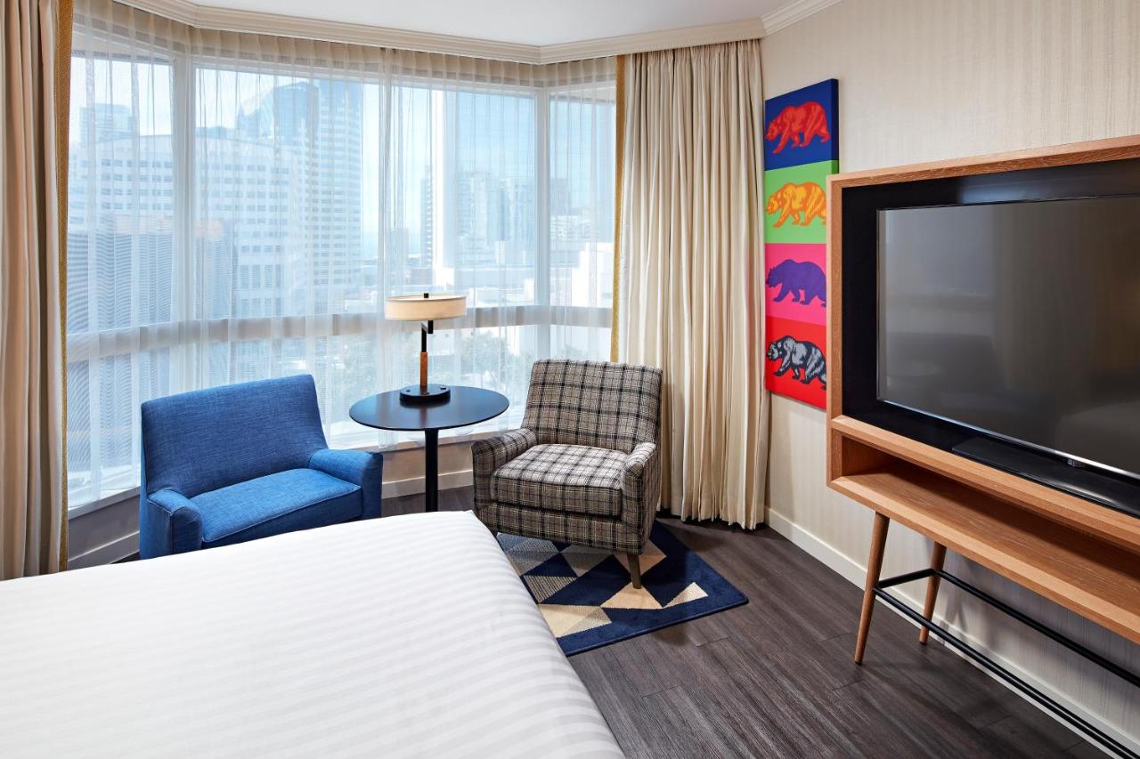 Fab King Room at The Bristol Hotel San Diego