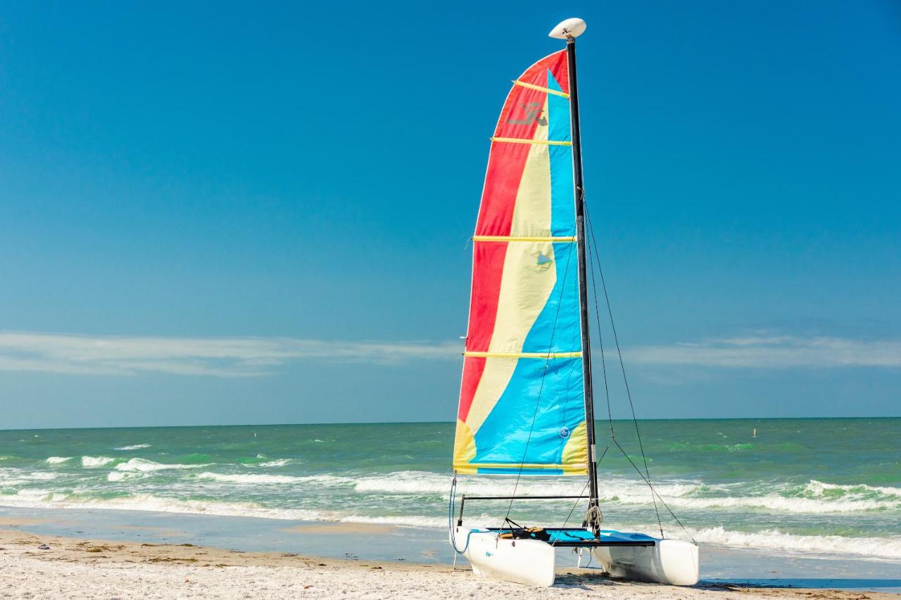 | Grand Shores West