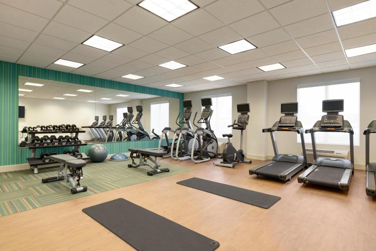  | Holiday Inn Express Hotel & Suites Fort Myers East - The Forum, an IHG Hotel