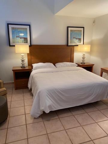 King Studio at Bahia Bay Resort