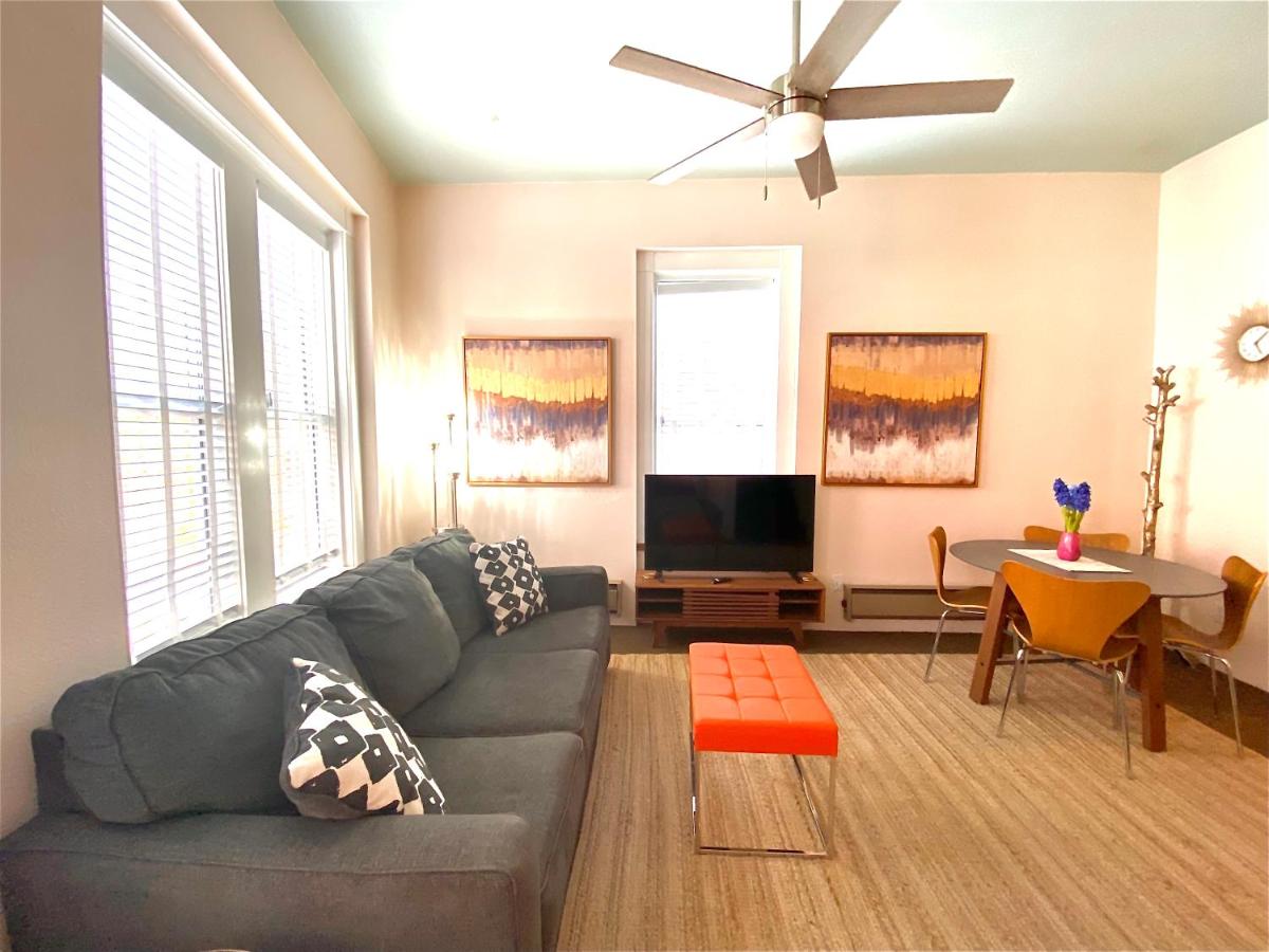 | Bisbee Brownstone Suites