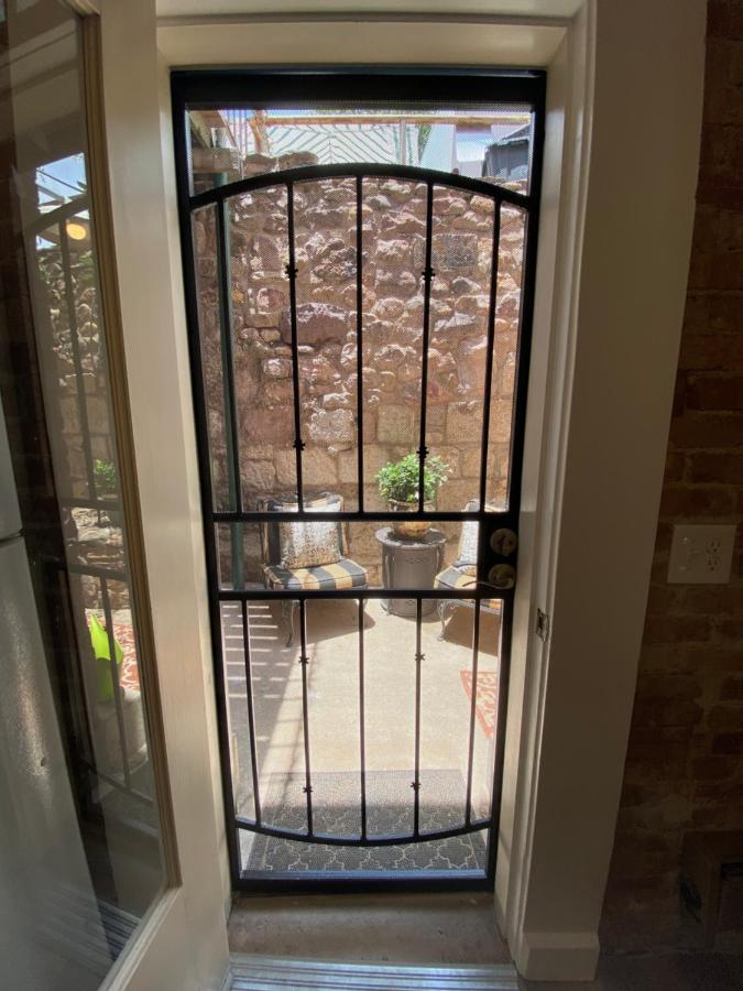 | Bisbee Brownstone Suites