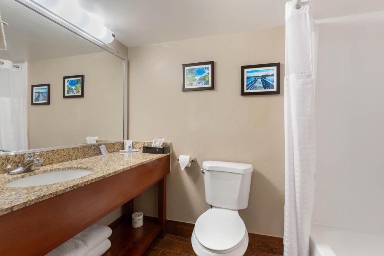 Family Suite - Non-Smoking at Comfort Inn & Suites