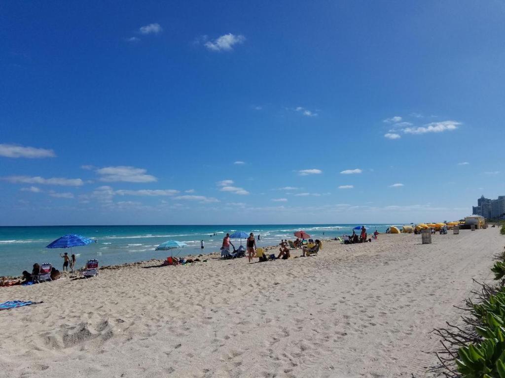 | Miami Beach Suncoast apartments VII