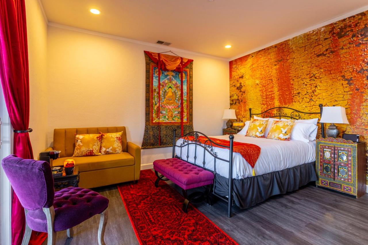 | Quiet Mind Mountain Lodge, Retreat & Spa