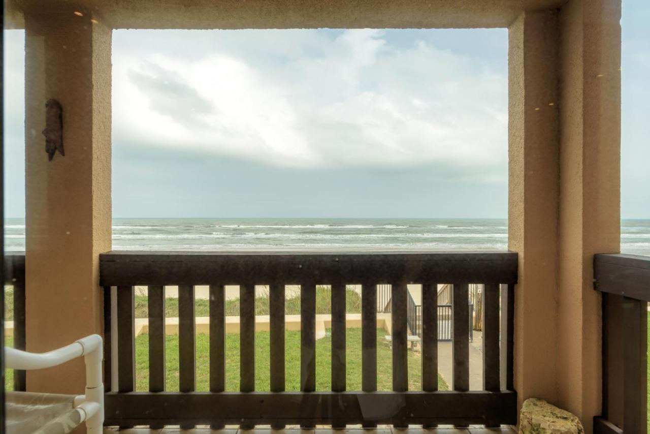 | Tiki 230- Beach Please