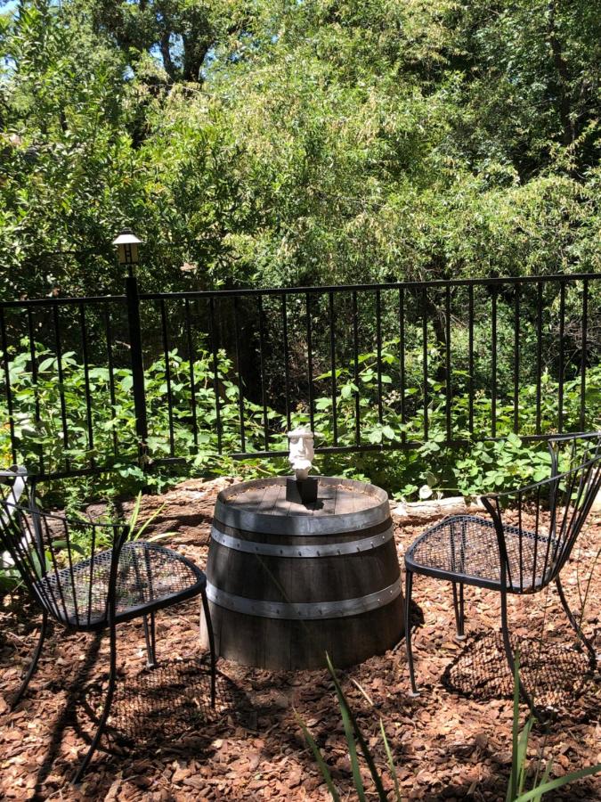 | Glen Ellen Inn Secret Cottages