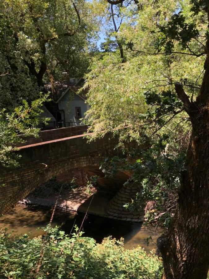 | Glen Ellen Inn Secret Cottages