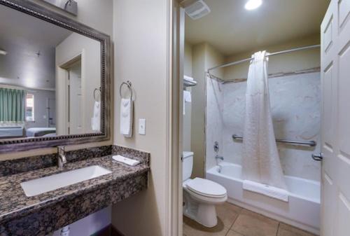 | Eagle Ford Inn