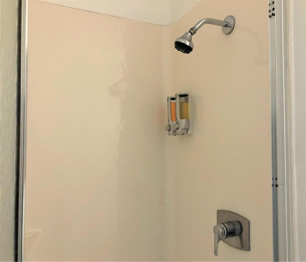  | Blue Coast Inn & Suites