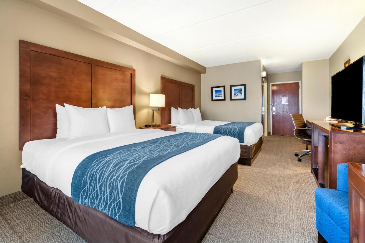 Business Queen Room with Two Queen Beds - Mobility Accessible/Non-Smoking at Comfort Inn & Suites Orlando North