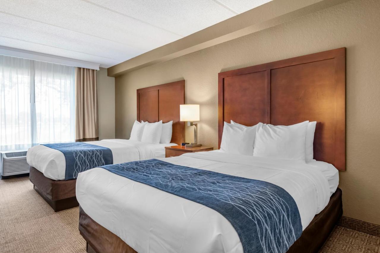 Business Queen Room with Two Queen Beds - Mobility Accessible/Non-Smoking at Comfort Inn & Suites Orlando North