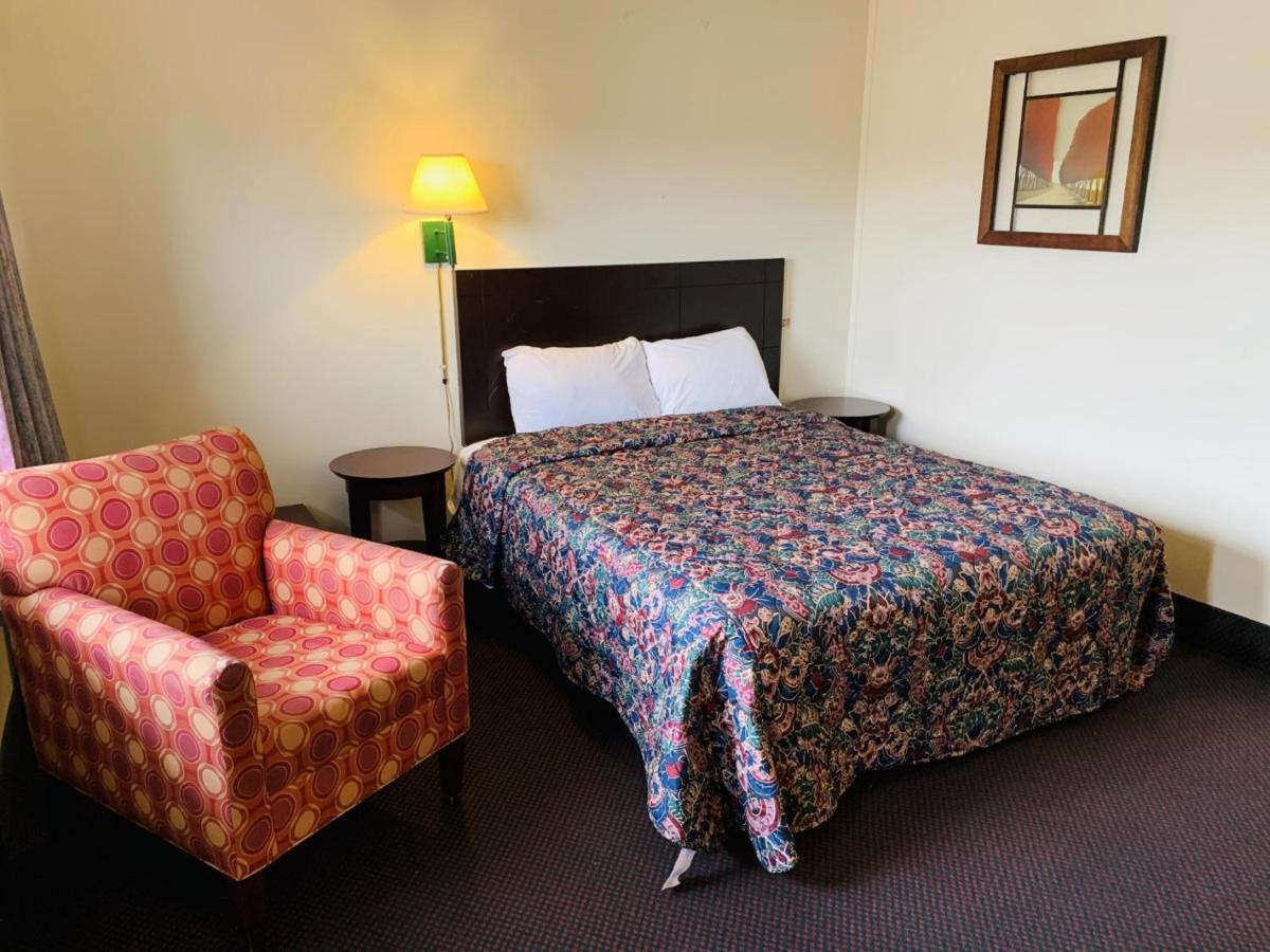 | Express Inn