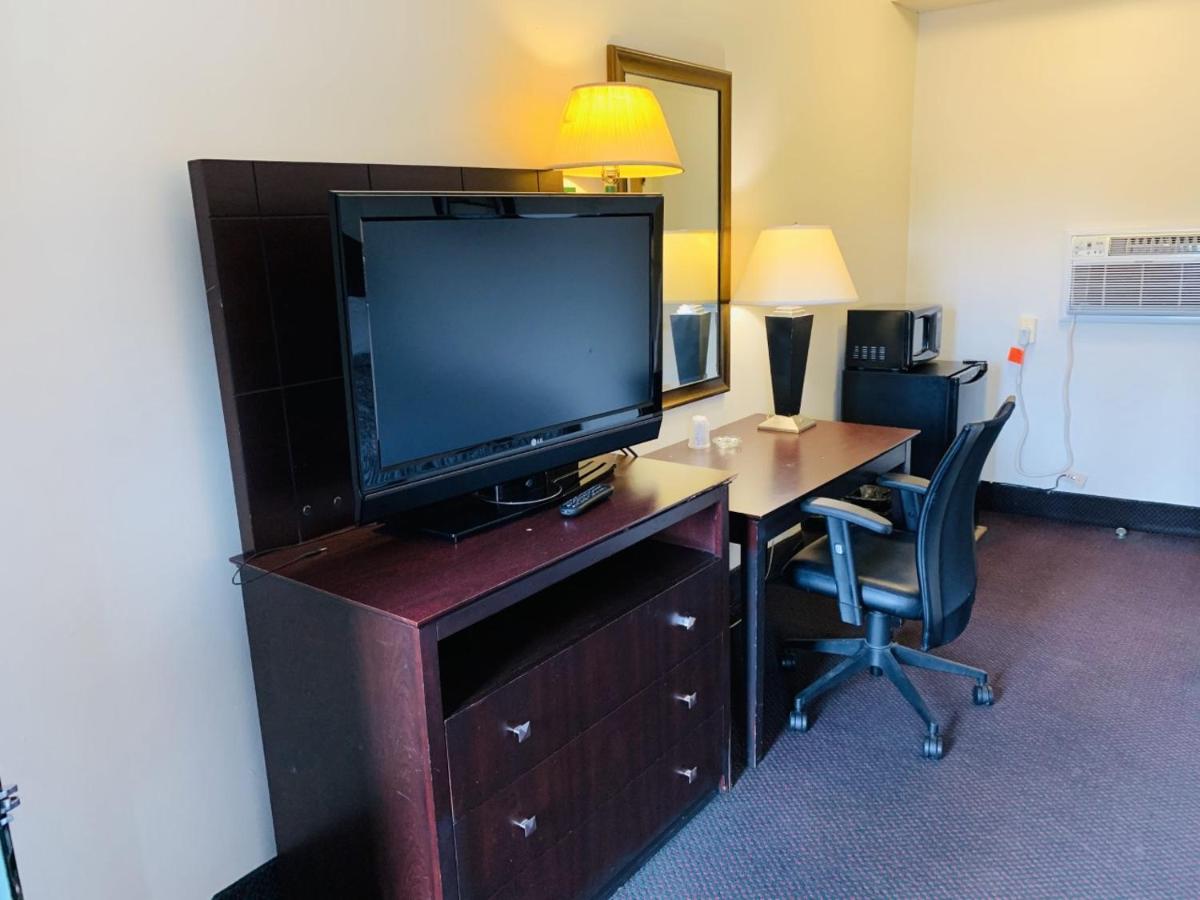 | Express Inn