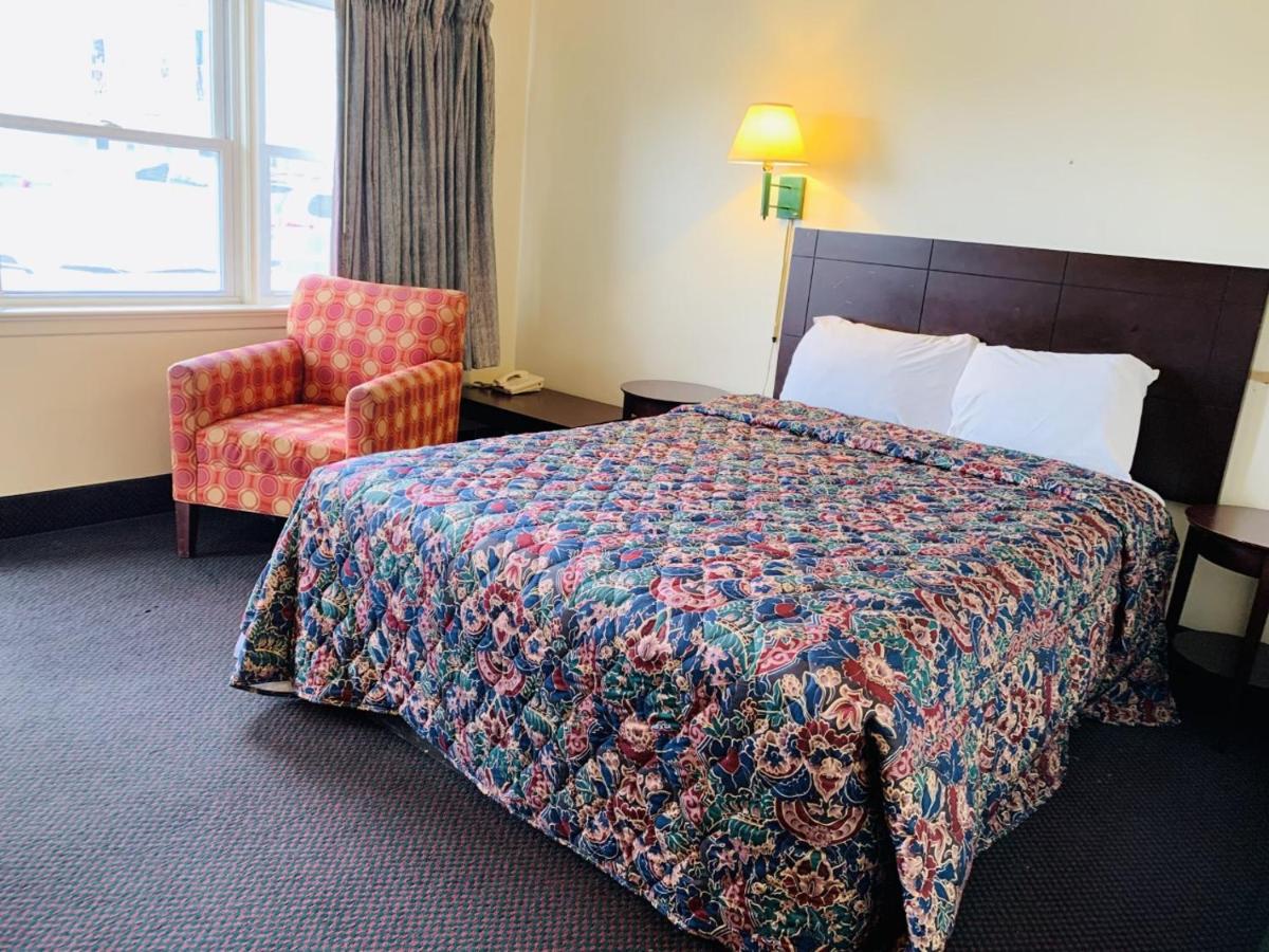 | Express Inn