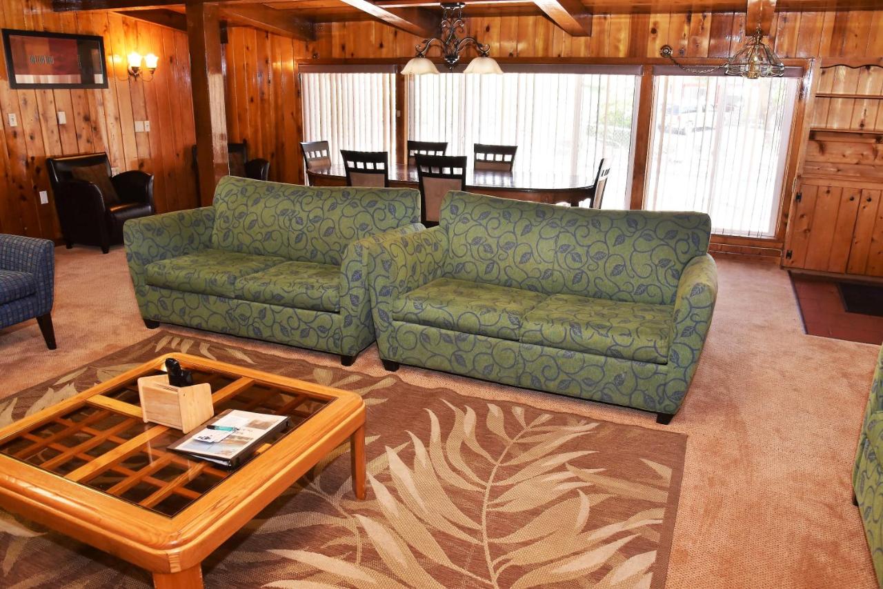 | The Kern Lodge