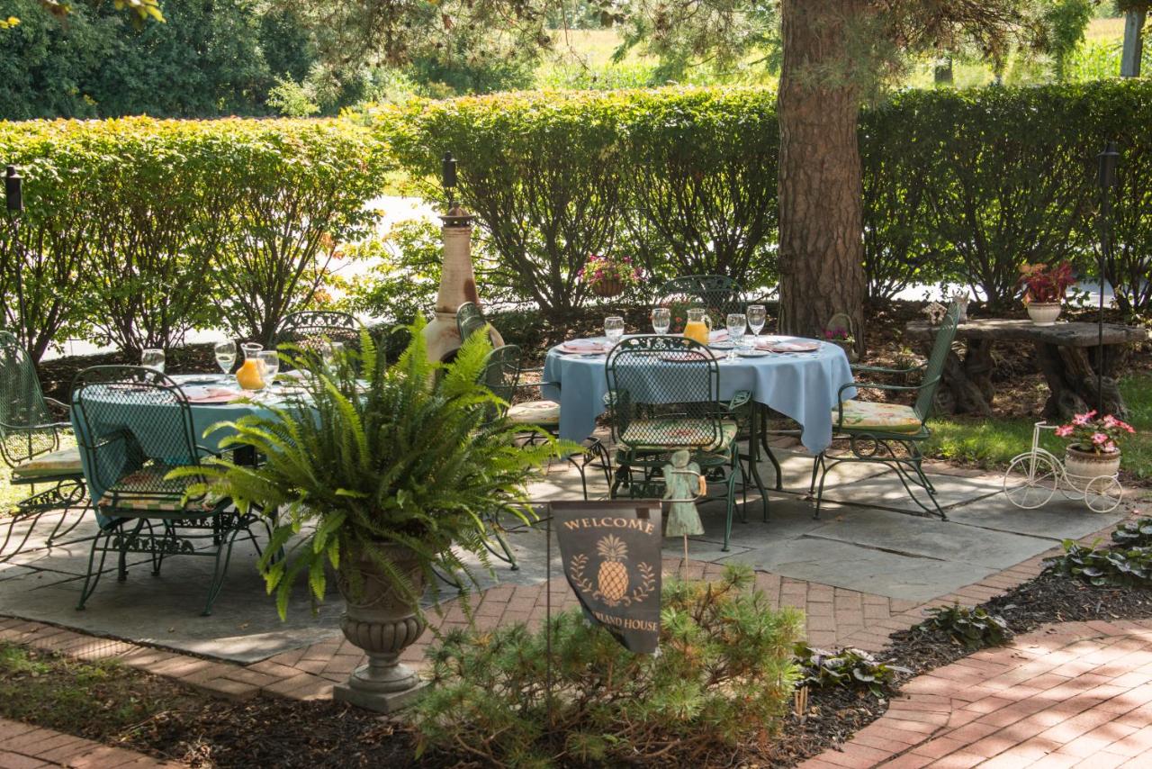 | Sutherland House Victorian Bed and Breakfast