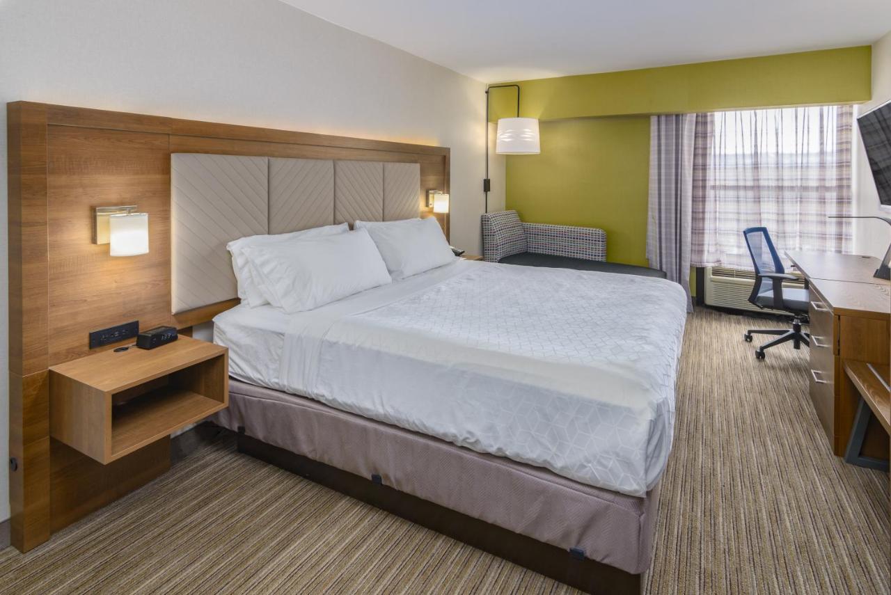  | Holiday Inn Express Southington, an IHG Hotel