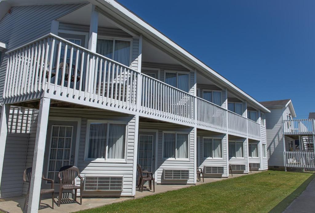 | Atlantic Coast Inn