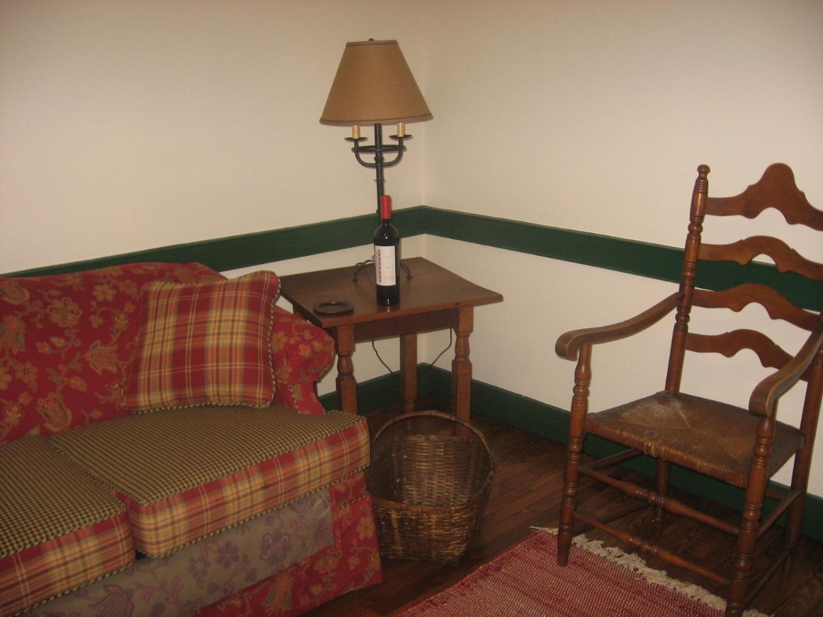 | The Brafferton Inn