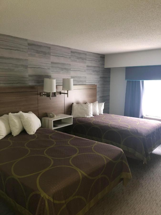 | Super 8 by Wyndham Manchester Airport