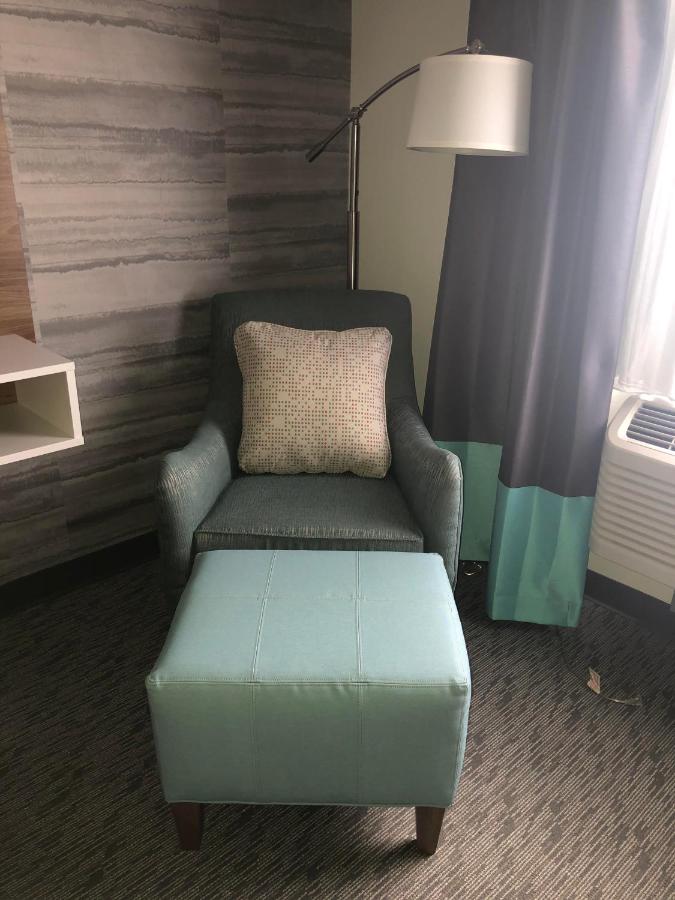 | Super 8 by Wyndham Manchester Airport