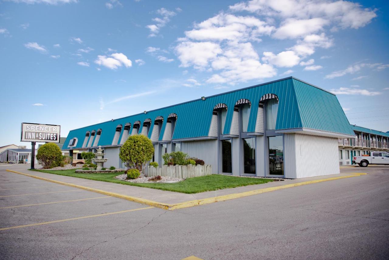  | Spencer Inn & Suites