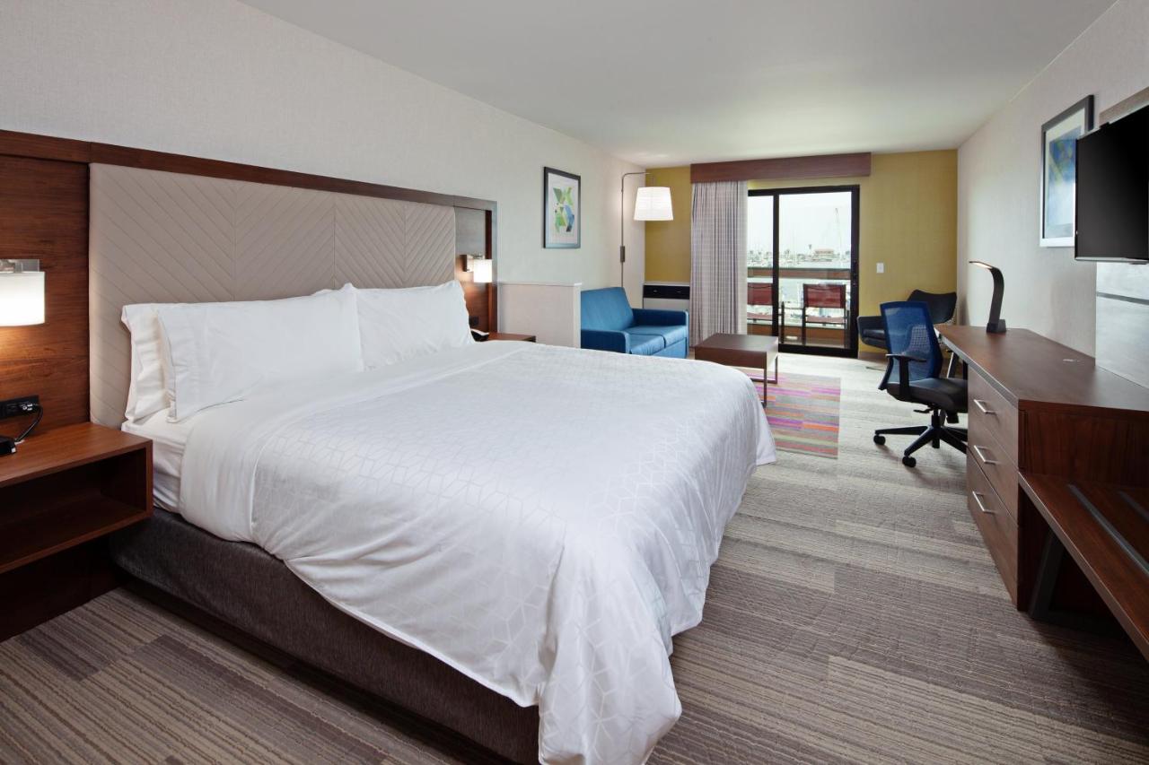 | Holiday Inn Express Hotel & Suites Ventura Harbor, an IHG Hotel