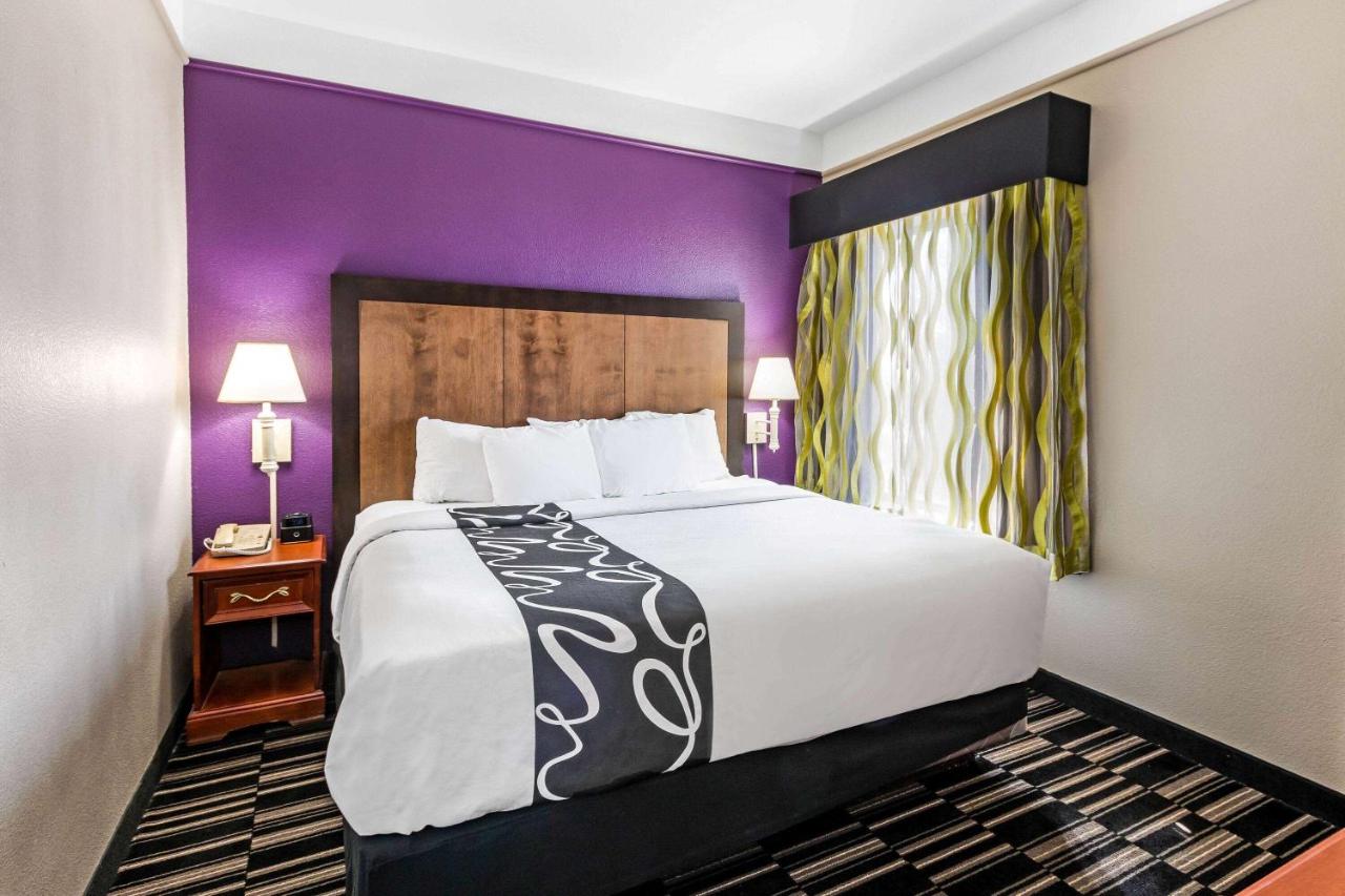 King Suite at La Quinta Inn & Suites by Wyndham Roswell