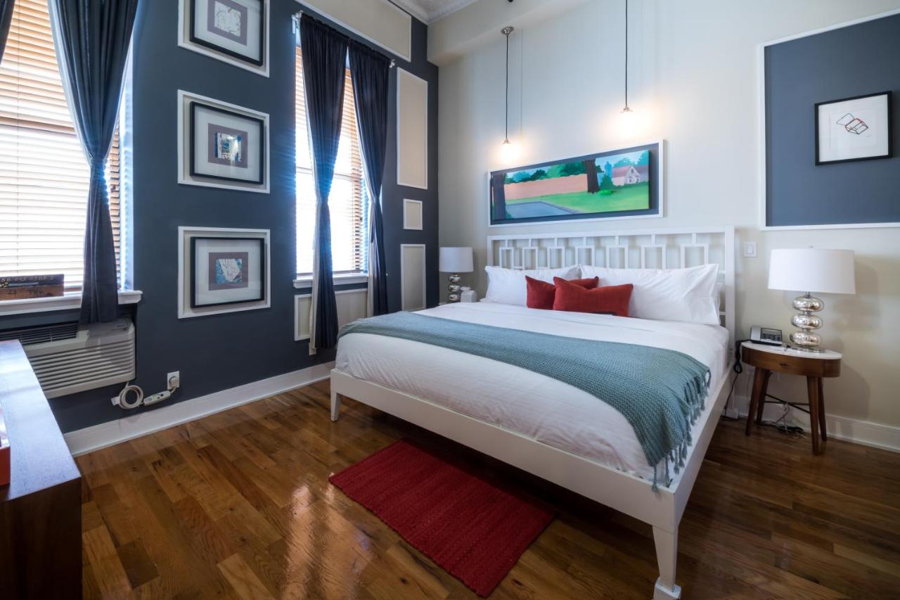 Deluxe Loft Suite at Henry Norman Hotel