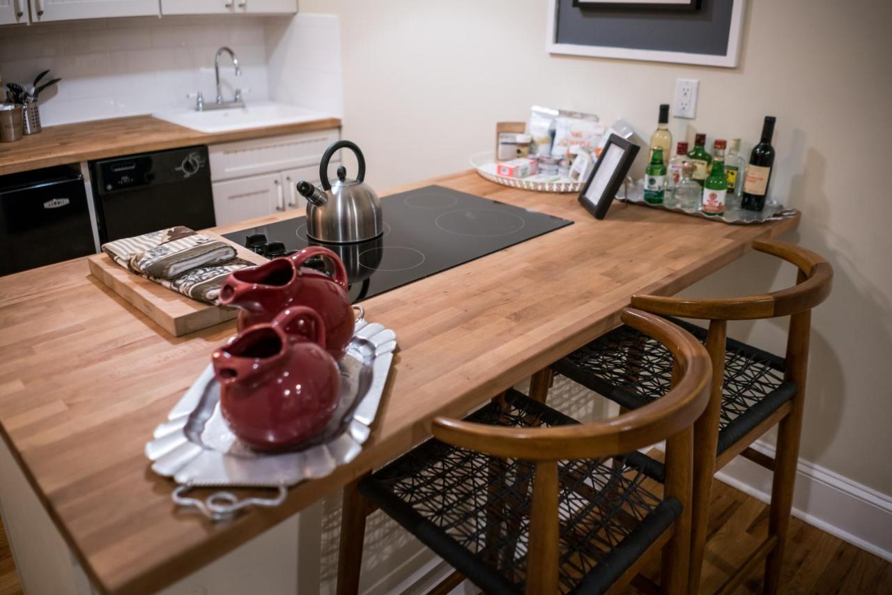 Two Bedroom Penthouse with Roof Deck at Henry Norman Hotel