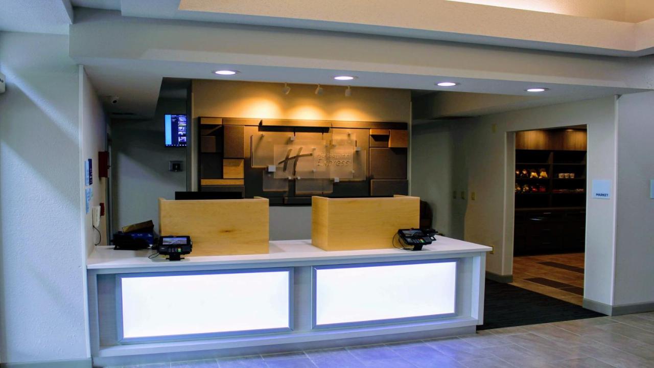 | Holiday Inn Express & Suites - Enterprise, an IHG Hotel