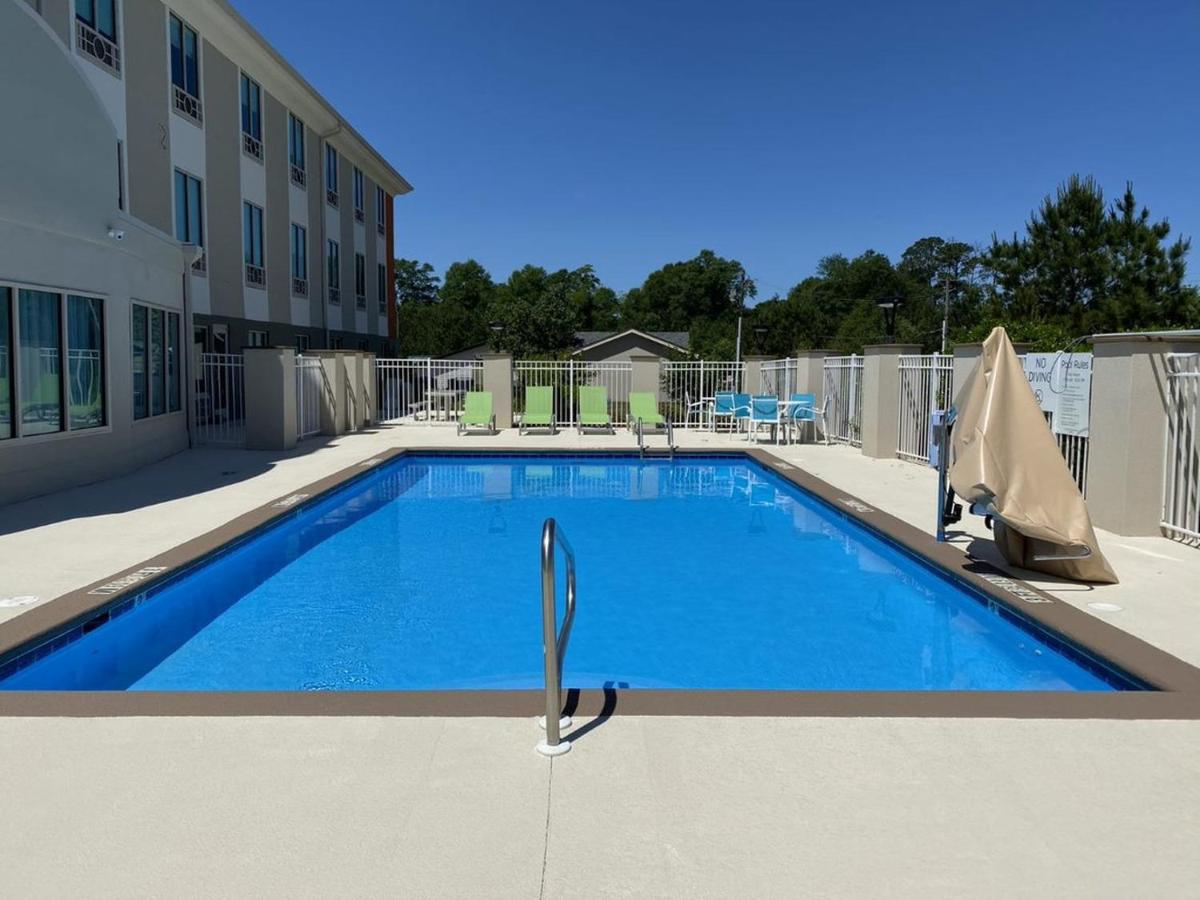 | Holiday Inn Express & Suites - Enterprise, an IHG Hotel