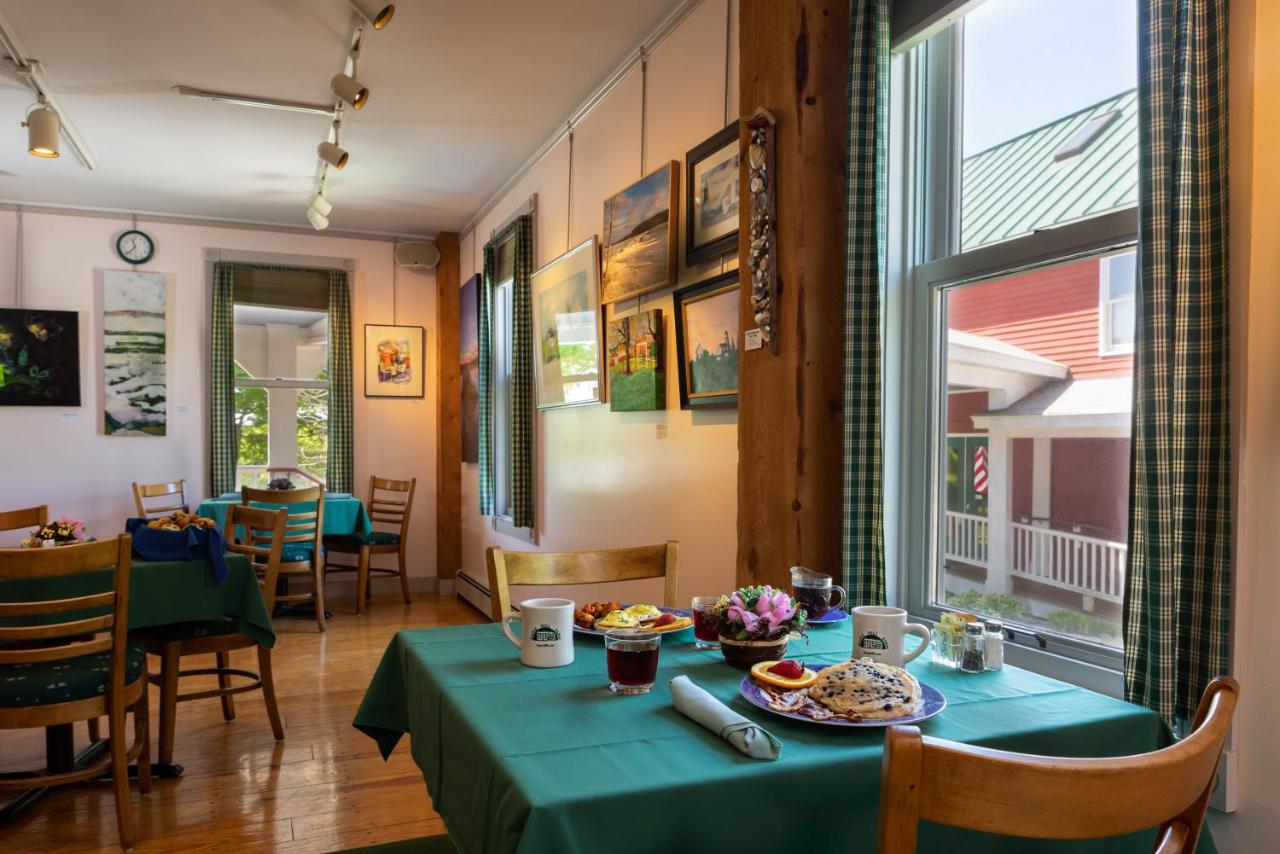 | Maple Hill Farm Inn