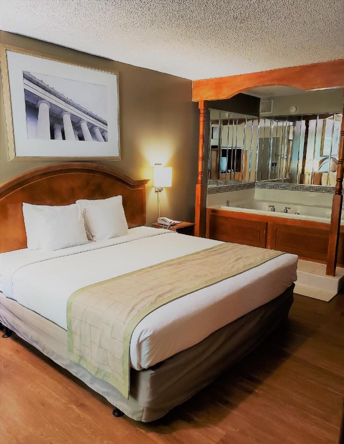 King Studio Suite - Non-Smoking at Days Inn by Wyndham Towson