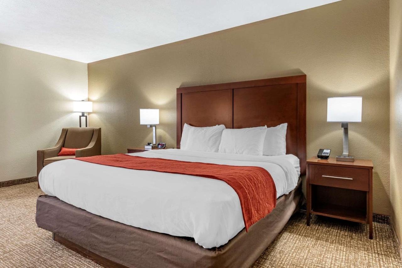  | Comfort Inn & Suites Cincinnati Eastgate