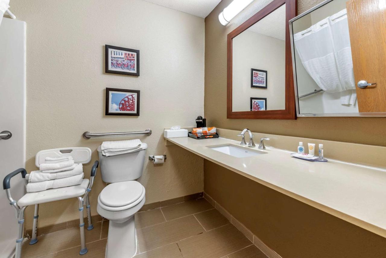  | Comfort Inn & Suites Cincinnati Eastgate