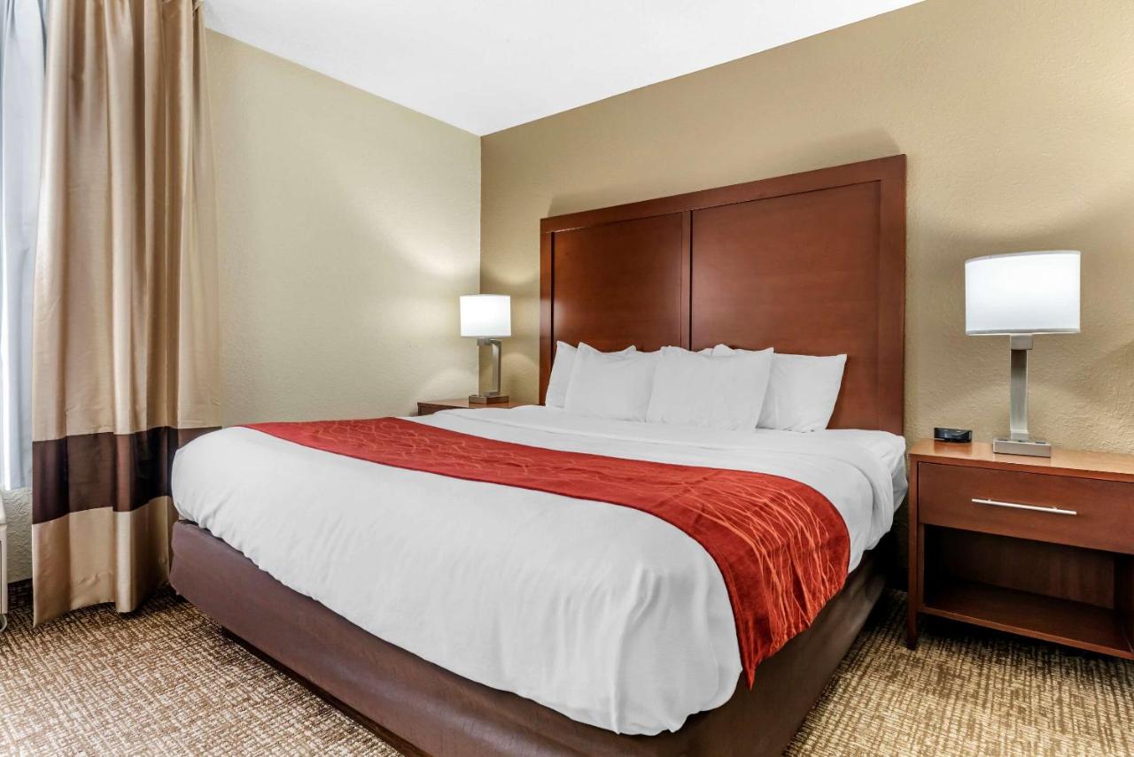  | Comfort Inn & Suites Cincinnati Eastgate