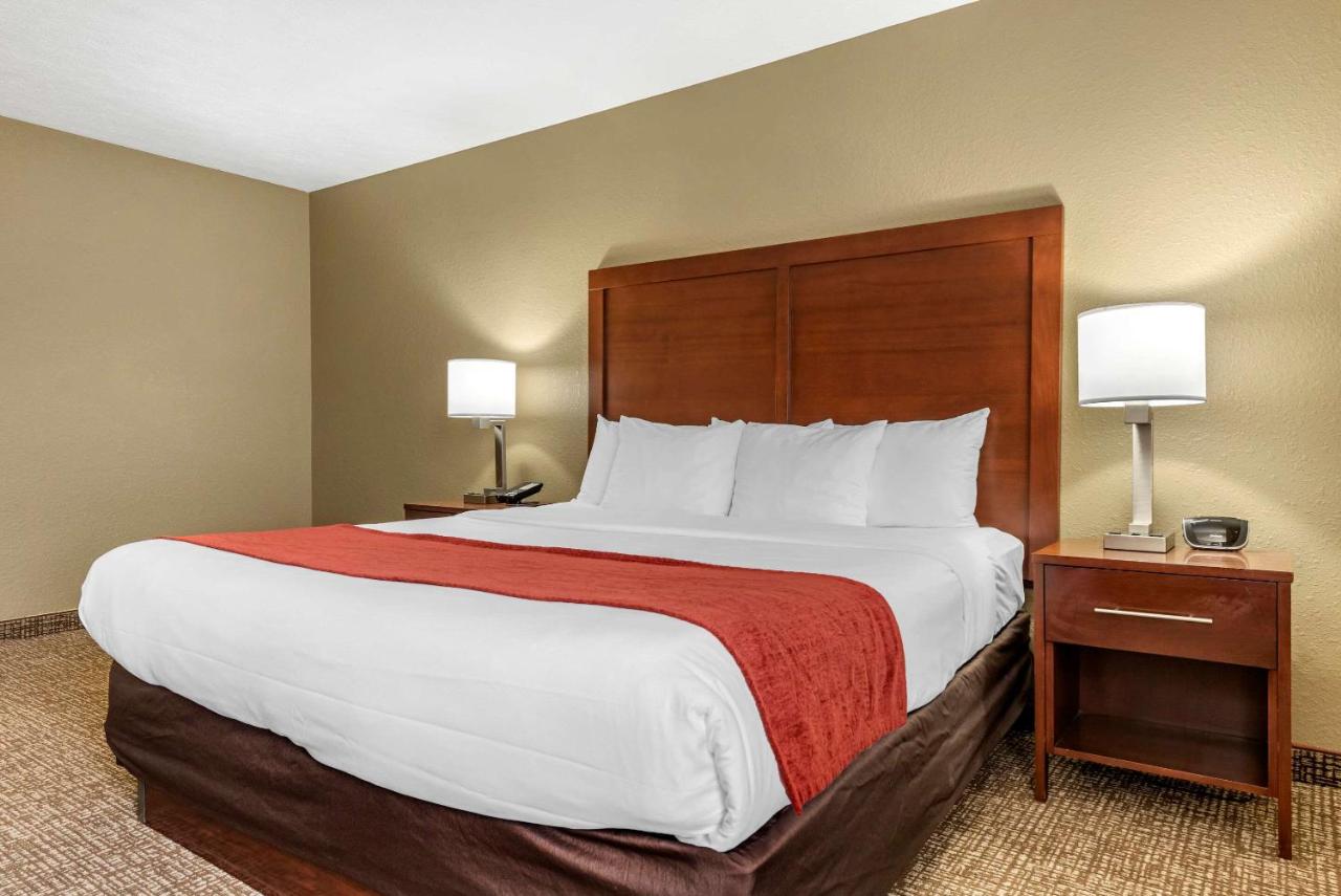  | Comfort Inn & Suites Cincinnati Eastgate